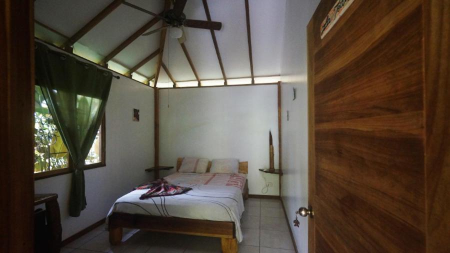 Casa De Los Amigos Caribena Cahuita Exterior foto